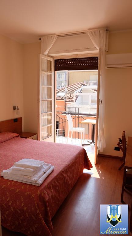 Hotel Mimosa 스포토르노 외부 사진