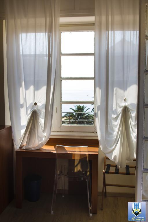 Hotel Mimosa 스포토르노 외부 사진