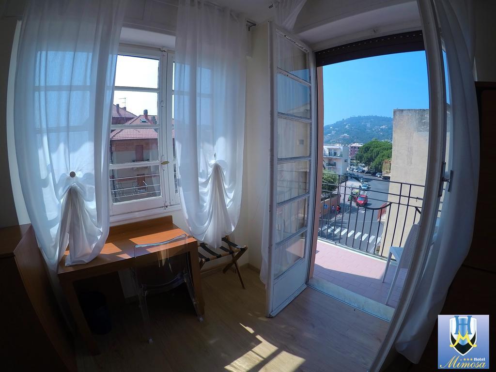 Hotel Mimosa 스포토르노 외부 사진