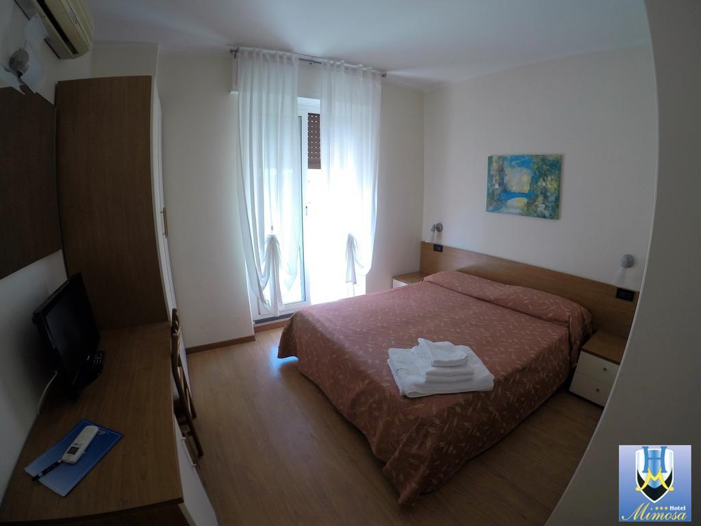 Hotel Mimosa 스포토르노 외부 사진