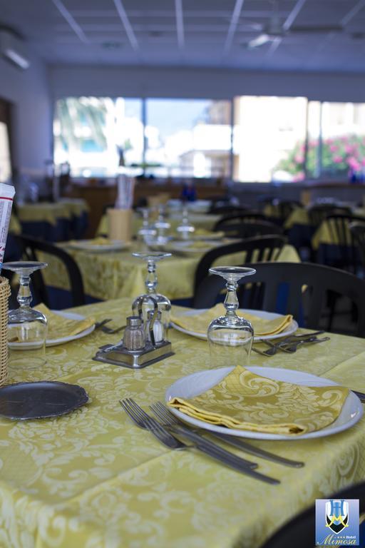 Hotel Mimosa 스포토르노 외부 사진